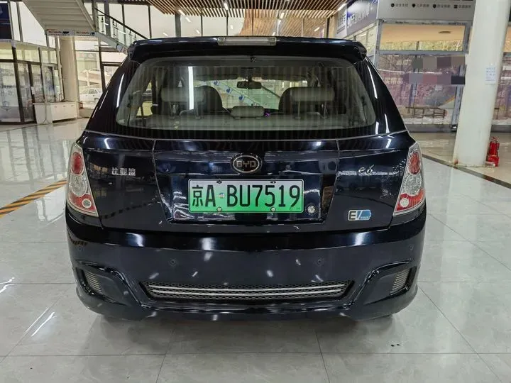 2014 BYD e6 BEV 57KWH,autocango,china used car exporter,china ev exporter,chinese used car exporter,chinese used ev exporter