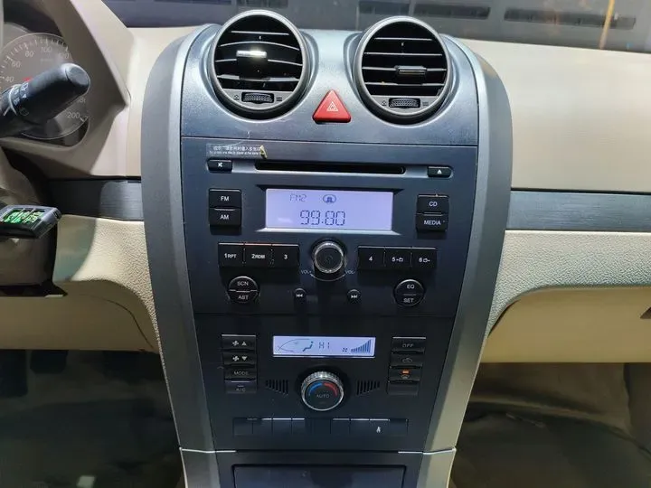 2010 Haval H3 2.5T 109HP L4 5MT,autocango,china used car exporter,china ev exporter,chinese used car exporter,chinese used ev exporter