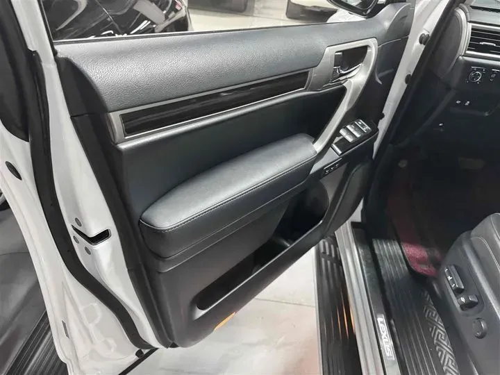 2014 Lexus GX 4.0L 275HP V6 5AT,autocango,china used car exporter,china ev exporter,chinese used car exporter,chinese used ev exporter