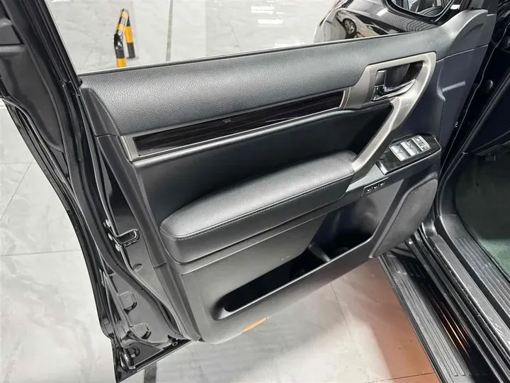 2014 Lexus GX 4.0L 275HP V6 5AT,autocango,china used car exporter,china ev exporter,chinese used car exporter,chinese used ev exporter