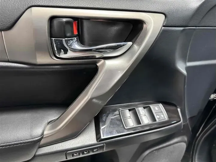 2014 Lexus GX 4.0L 275HP V6 5AT,autocango,china used car exporter,china ev exporter,chinese used car exporter,chinese used ev exporter