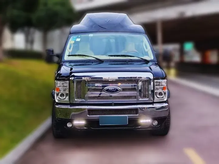 2011 Ford E350 5.4L 258HP V8 5AT,autocango,china used car exporter,china ev exporter,chinese used car exporter,chinese used ev exporter