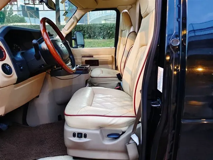 2011 Ford E350 5.4L 258HP V8 5AT,autocango,china used car exporter,china ev exporter,chinese used car exporter,chinese used ev exporter