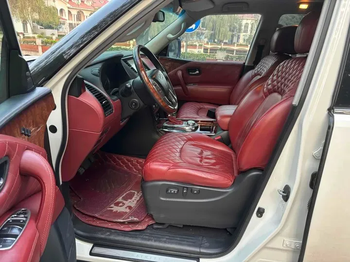 2013 Infiniti QX80 5.6L 398HP V8 7AT,autocango,china used car exporter,china ev exporter,chinese used car exporter,chinese used ev exporter