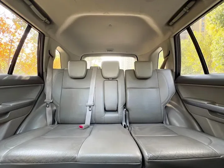 2012 Suzuki Grand Vitara 2.4L 166HP L4 5MT,autocango,china used car exporter,china ev exporter,chinese used car exporter,chinese used ev exporter