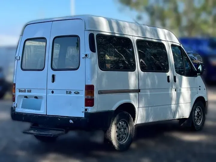 2015 Ford Classic Transit 2.8T 108HP L4 5MT,autocango,china used car exporter,china ev exporter,chinese used car exporter,chinese used ev exporter