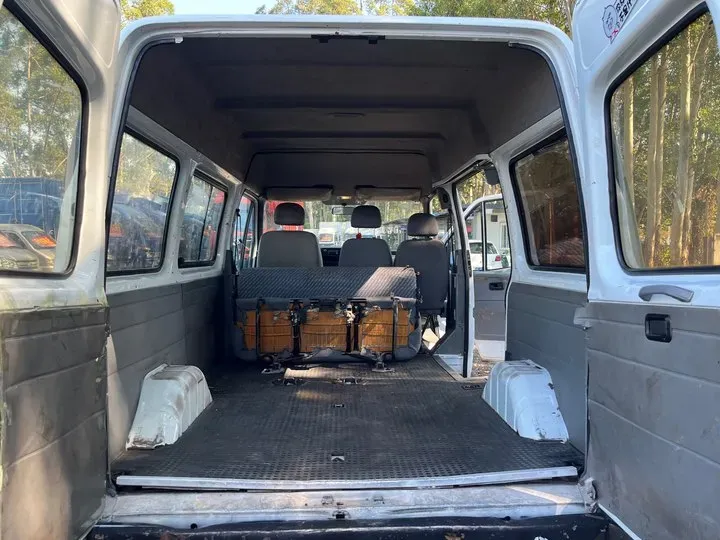 2015 Ford Classic Transit 2.8T 108HP L4 5MT,autocango,china used car exporter,china ev exporter,chinese used car exporter,chinese used ev exporter