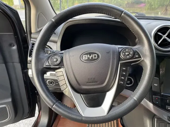 2016 BYD S7 2.0T 205HP L4 6DCT,autocango,china used car exporter,china ev exporter,chinese used car exporter,chinese used ev exporter