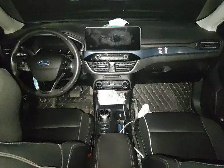 2020 Ford Focus Active 1.5T 174HP L3 8AT,autocango,china used car exporter,china ev exporter,chinese used car exporter,chinese used ev exporter