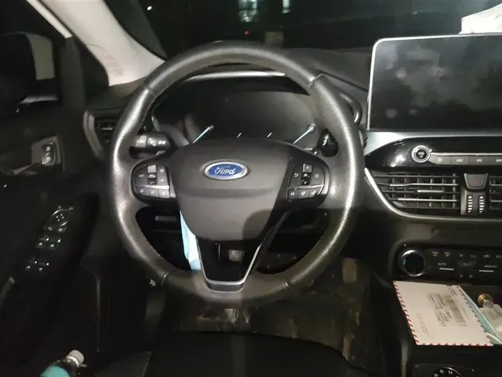 2020 Ford Focus Active 1.5T 174HP L3 8AT,autocango,china used car exporter,china ev exporter,chinese used car exporter,chinese used ev exporter