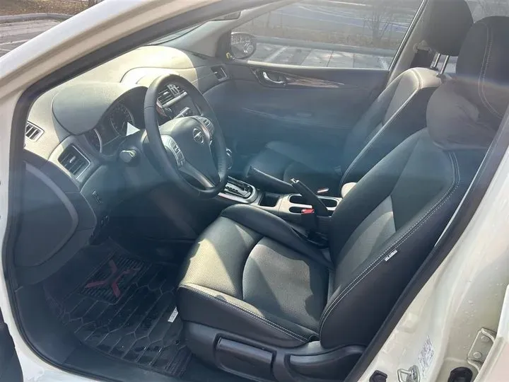 2021 Nissan Tiida 1.6L 122HP L4 CVT,autocango,china used car exporter,china ev exporter,chinese used car exporter,chinese used ev exporter