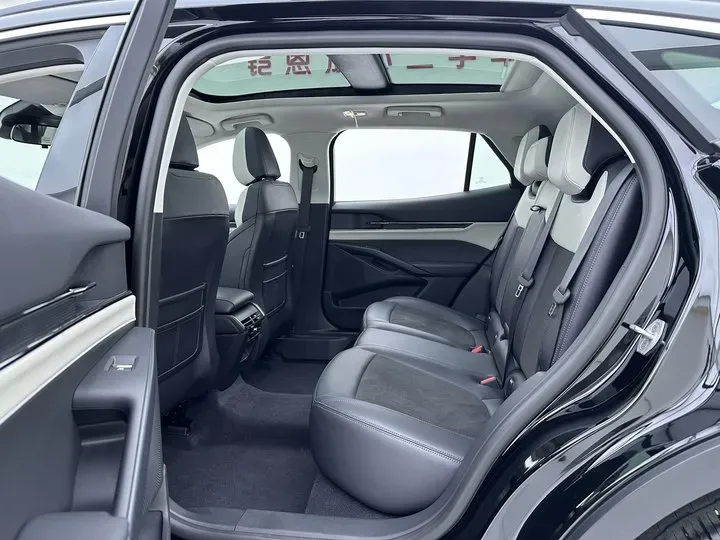 2022 Ford EVOS 2.0T 238HP L4 8AT,autocango,china used car exporter,china ev exporter,chinese used car exporter,chinese used ev exporter