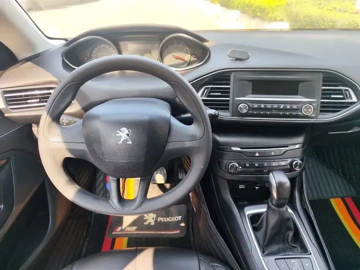 2015 Peugeot 308S 1.2T 136HP L3 6AT,autocango,china used car exporter,china ev exporter,chinese used car exporter,chinese used ev exporter