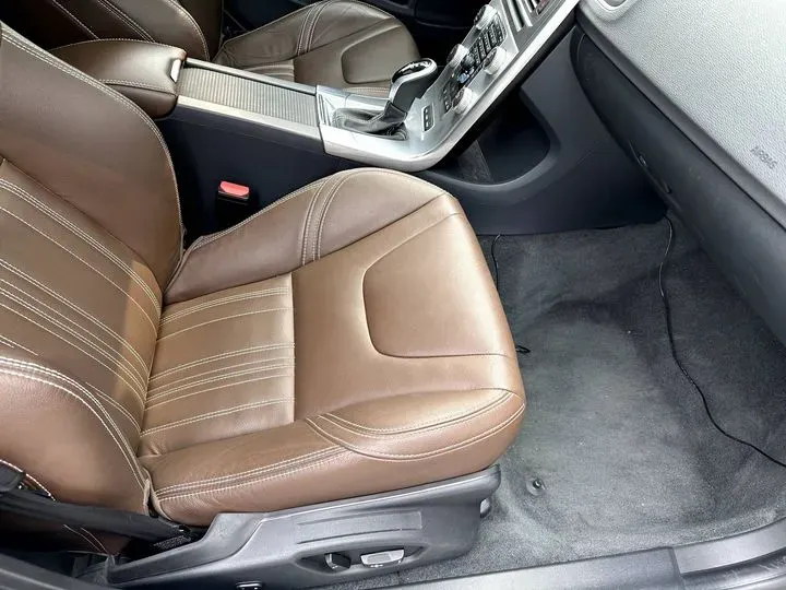 2018 Volvo S60 2.0T 238HP L4 8AT PHEV 11.2KWH,autocango,china used car exporter,china ev exporter,chinese used car exporter,chinese used ev exporter