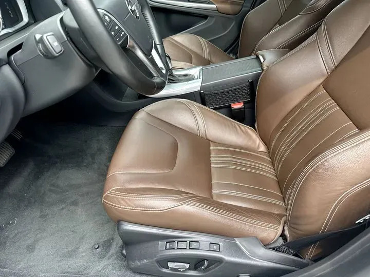 2018 Volvo S60 2.0T 238HP L4 8AT PHEV 11.2KWH,autocango,china used car exporter,china ev exporter,chinese used car exporter,chinese used ev exporter