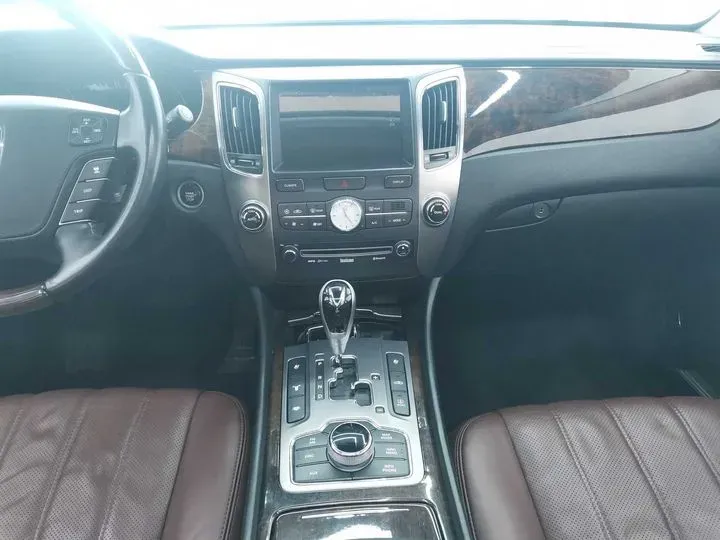 2009 Hyundai Equus 3.8L 290HP V6 6AT,autocango,china used car exporter,china ev exporter,chinese used car exporter,chinese used ev exporter