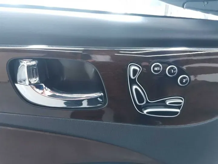 2009 Hyundai Equus 3.8L 290HP V6 6AT,autocango,china used car exporter,china ev exporter,chinese used car exporter,chinese used ev exporter