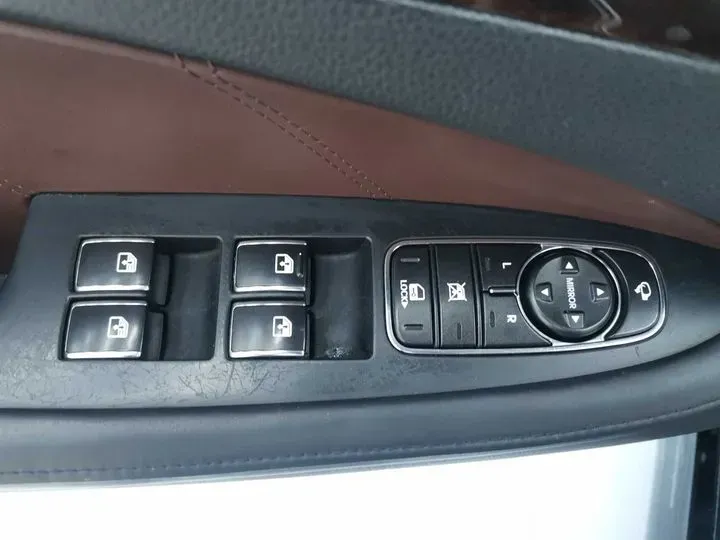 2009 Hyundai Equus 3.8L 290HP V6 6AT,autocango,china used car exporter,china ev exporter,chinese used car exporter,chinese used ev exporter