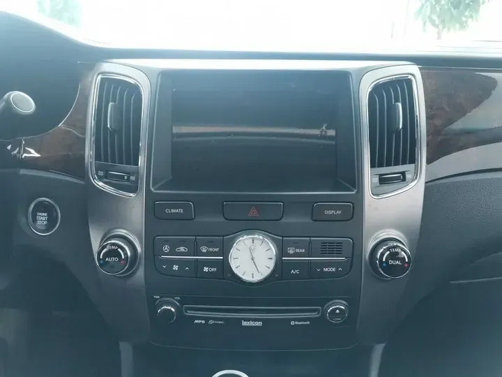 2009 Hyundai Equus 3.8L 290HP V6 6AT,autocango,china used car exporter,china ev exporter,chinese used car exporter,chinese used ev exporter