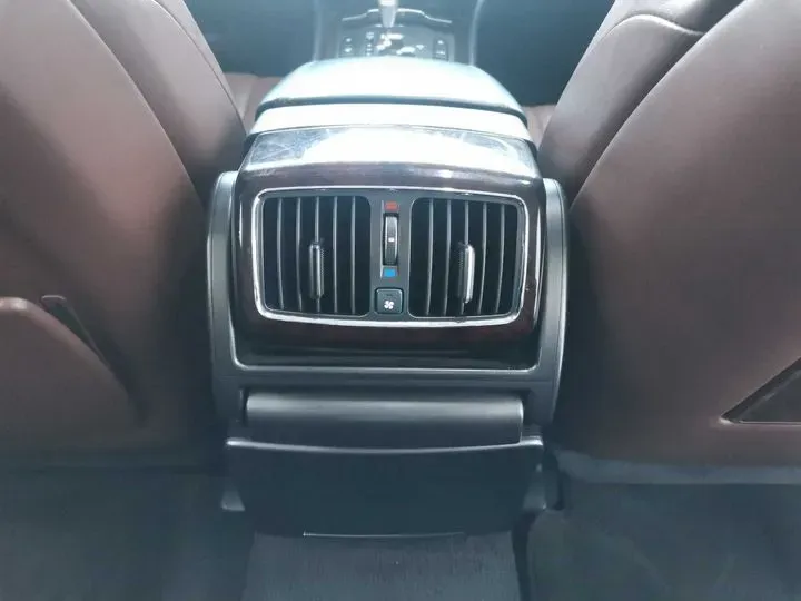 2009 Hyundai Equus 3.8L 290HP V6 6AT,autocango,china used car exporter,china ev exporter,chinese used car exporter,chinese used ev exporter