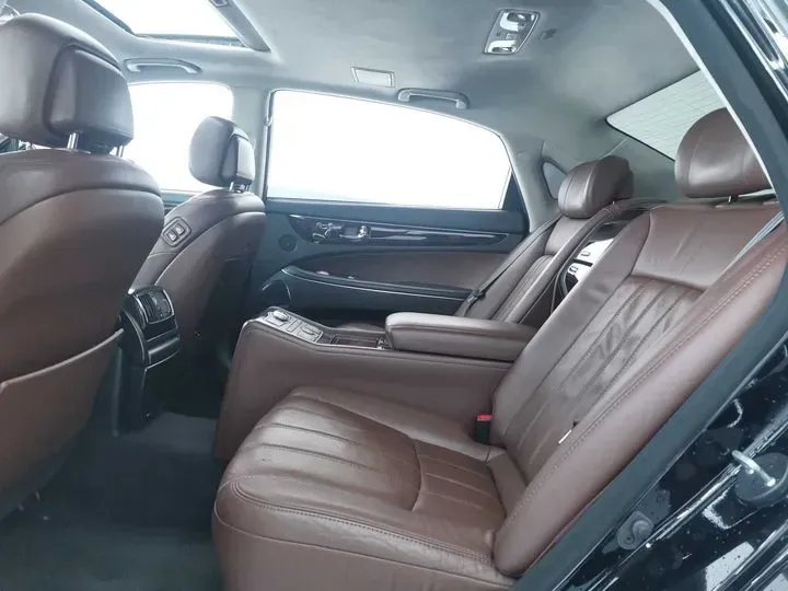 2009 Hyundai Equus 3.8L 290HP V6 6AT,autocango,china used car exporter,china ev exporter,chinese used car exporter,chinese used ev exporter