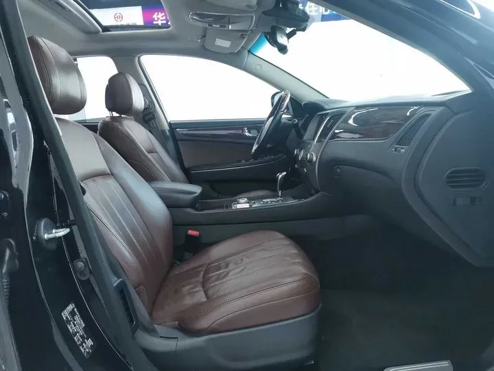 2009 Hyundai Equus 3.8L 290HP V6 6AT,autocango,china used car exporter,china ev exporter,chinese used car exporter,chinese used ev exporter