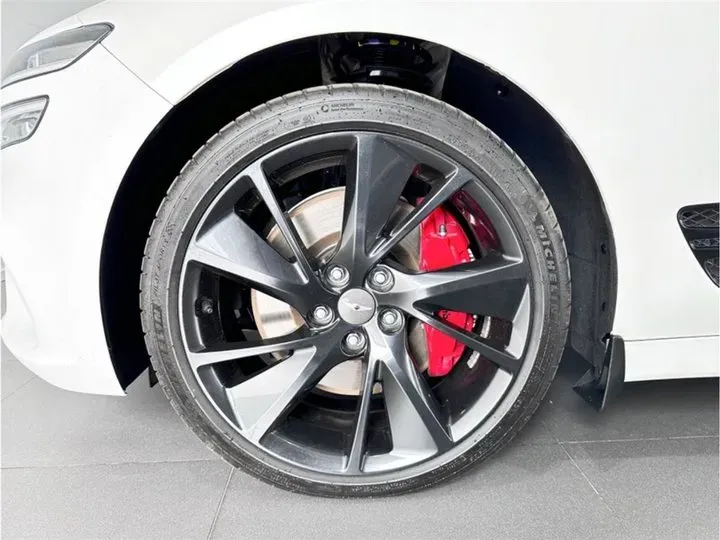 2021 Genesis G70 2.0T 245HP L4 8AT,autocango,china used car exporter,china ev exporter,chinese used car exporter,chinese used ev exporter