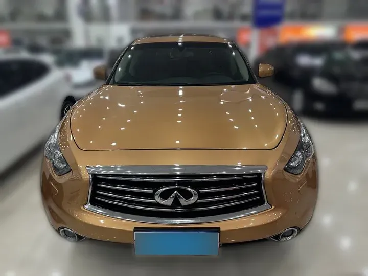2013 Infiniti QX70 3.7L 351HP V6 7AT,autocango,china used car exporter,china ev exporter,chinese used car exporter,chinese used ev exporter