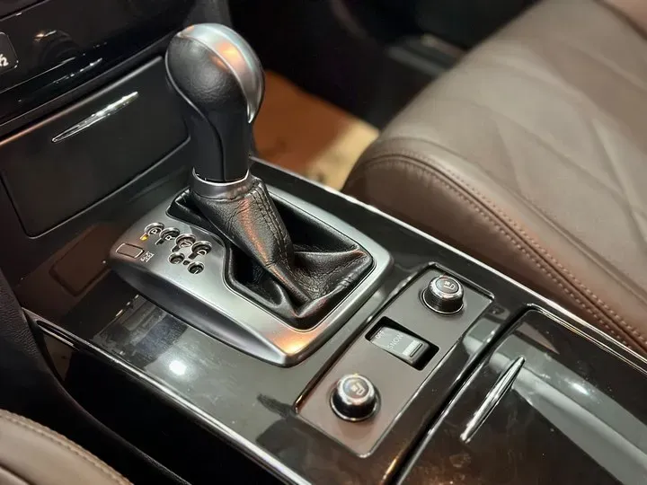 2013 Infiniti QX70 3.7L 351HP V6 7AT,autocango,china used car exporter,china ev exporter,chinese used car exporter,chinese used ev exporter