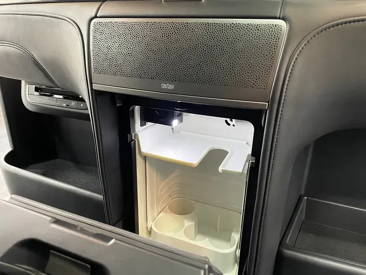 2020 Lexus LM 2.5L 117HP L4 E-CVT Hybrid,autocango,china used car exporter,china ev exporter,chinese used car exporter,chinese used ev exporter