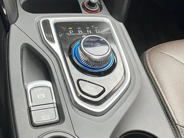 2024 Century Century 3.5L 262HP V6 E-CVT PHEV 18.1KWH,autocango,china used car exporter,china ev exporter,chinese used car exporter,chinese used ev exporter