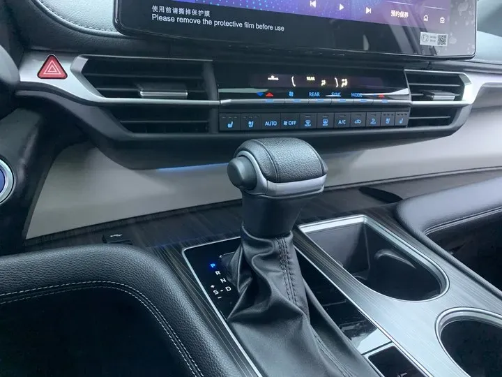 2022 Toyota Granvia 2.5L 192HP L4 E-CVT Hybrid,autocango,china used car exporter,china ev exporter,chinese used car exporter,chinese used ev exporter