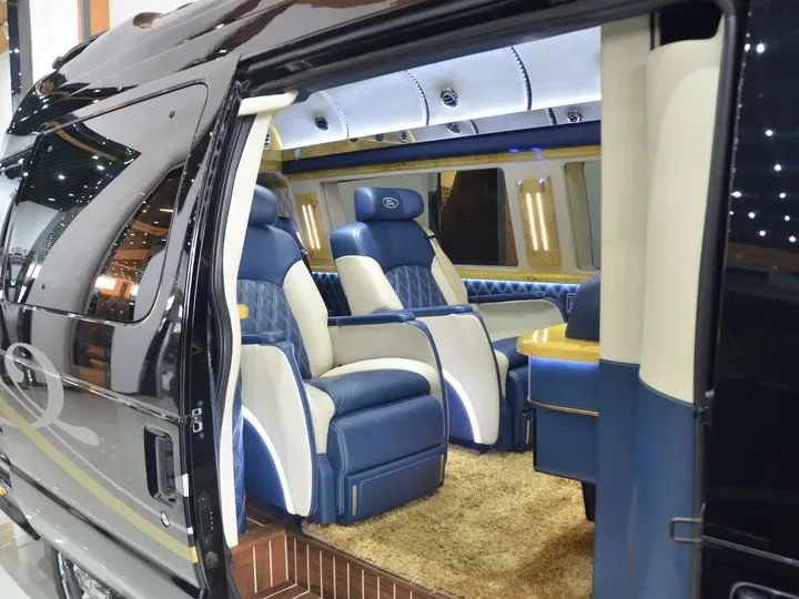 2011 Ford E350 5.4L 258HP V8 5AT,autocango,china used car exporter,china ev exporter,chinese used car exporter,chinese used ev exporter