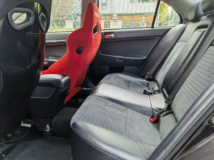 2006 Mitsubishi Lancer 2.0T 280HP L4 6MT,autocango,china used car exporter,china ev exporter,chinese used car exporter,chinese used ev exporter