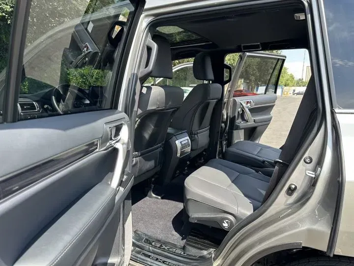 2014 Porsche 918 Spyder 4.6L 608HP V8 7DCT PHEV 6.8KWH,autocango,china used car exporter,china ev exporter,chinese used car exporter,chinese used ev exporter