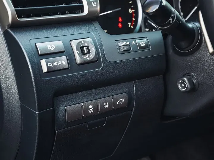 2009 Lexus LX 5.7L 367HP V8 6AT,autocango,china used car exporter,china ev exporter,chinese used car exporter,chinese used ev exporter