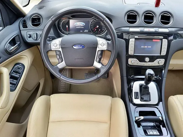 2008 Ford S-Max 2.3L 160HP L4 6AT,autocango,china used car exporter,china ev exporter,chinese used car exporter,chinese used ev exporter