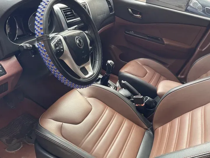 2016 DongFeng Forthing SX6 2.0L 147HP L4 5MT,autocango,china used car exporter,china ev exporter,chinese used car exporter,chinese used ev exporter