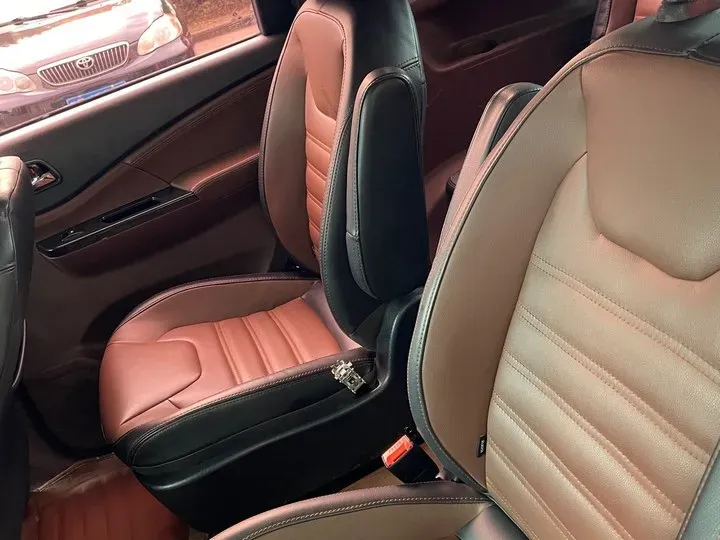 2016 DongFeng Forthing SX6 2.0L 147HP L4 5MT,autocango,china used car exporter,china ev exporter,chinese used car exporter,chinese used ev exporter