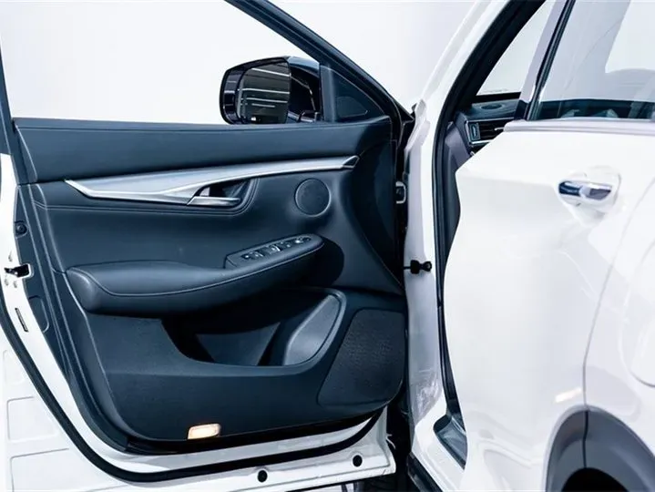 2022 Infiniti QX55 2.0T 261HP L4 CVT,autocango,china used car exporter,china ev exporter,chinese used car exporter,chinese used ev exporter