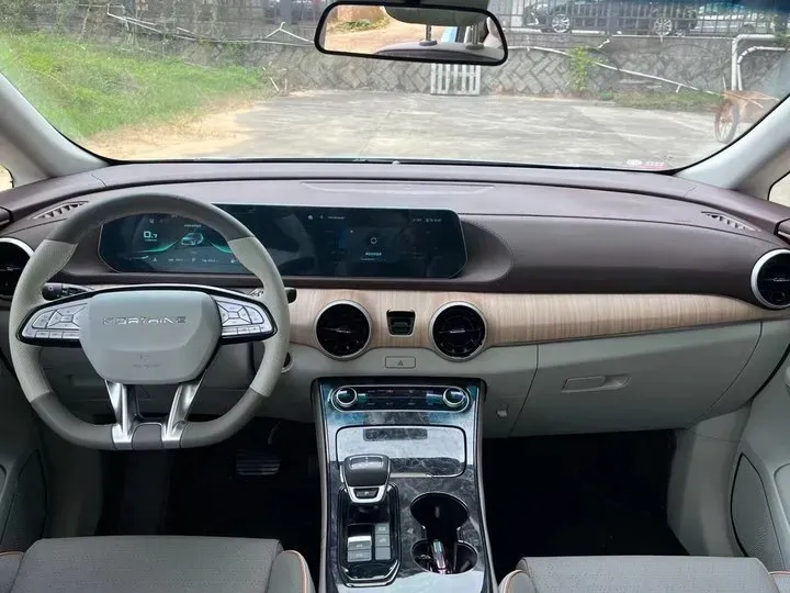 2022 DongFeng Forthing Yacht 1.5T 197HP L4 7DCT,autocango,china used car exporter,china ev exporter,chinese used car exporter,chinese used ev exporter