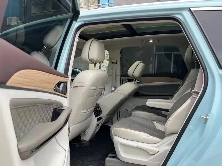 2022 DongFeng Forthing Yacht 1.5T 197HP L4 7DCT,autocango,china used car exporter,china ev exporter,chinese used car exporter,chinese used ev exporter