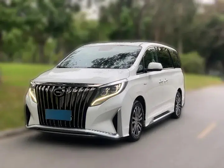 2021 GAC Trumpchi M8 2.0T 252HP L4 8AT