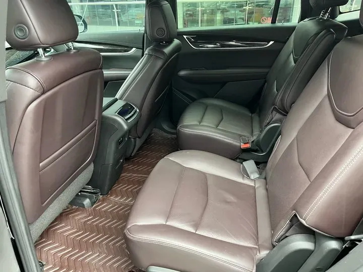 2021 Cadillac XT6 2.0T 237HP L4 9AT,autocango,china used car exporter,china ev exporter,chinese used car exporter,chinese used ev exporter