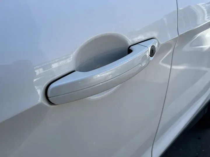 2019 Ford Kuga 1.5T 181HP L4 6AT,autocango,china used car exporter,china ev exporter,chinese used car exporter,chinese used ev exporter