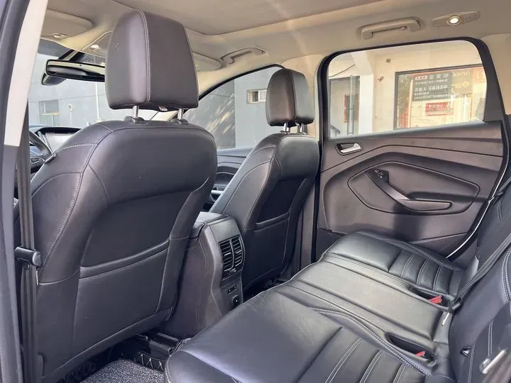 2019 Ford Kuga 1.5T 181HP L4 6AT,autocango,china used car exporter,china ev exporter,chinese used car exporter,chinese used ev exporter