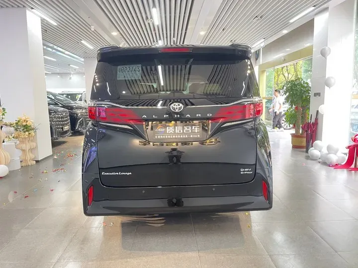 2024 Toyota Alphard 2.5L 190HP L4 E-CVT Hybrid,autocango,china used car exporter,china ev exporter,chinese used car exporter,chinese used ev exporter