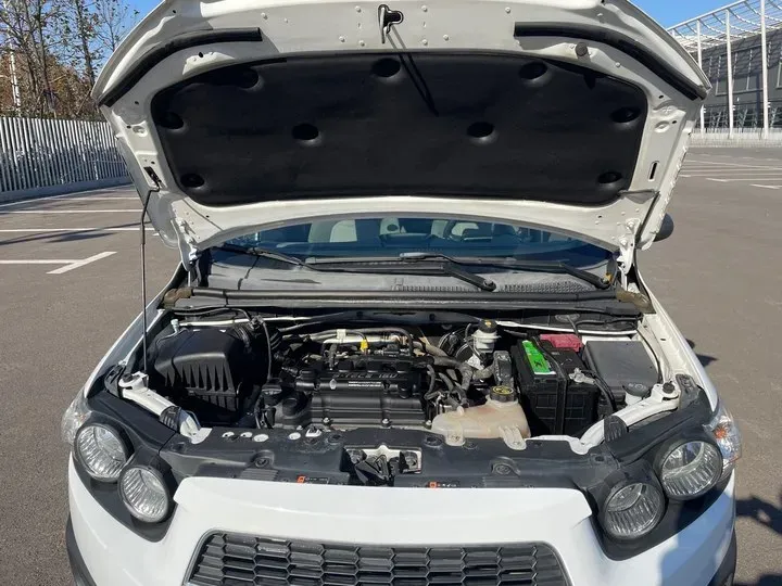 2011 Chevrolet Aveo 1.4L 103HP L4 5MT,autocango,china used car exporter,china ev exporter,chinese used car exporter,chinese used ev exporter