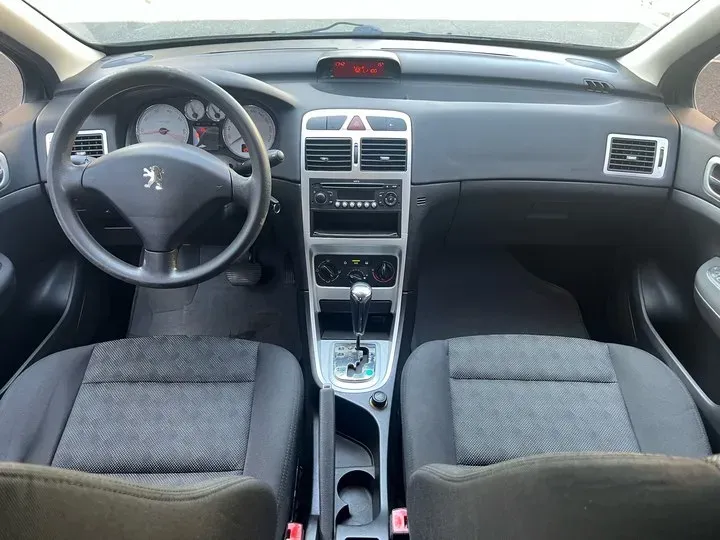 2010 Peugeot 307 1.6L 106HP L4 4AT,autocango,china used car exporter,china ev exporter,chinese used car exporter,chinese used ev exporter