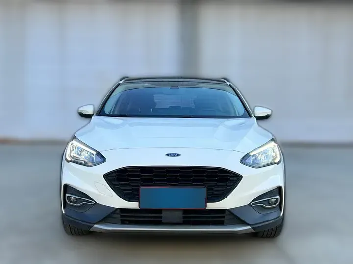 2020 Ford Focus Active 1.5T 174HP L3 8AT,autocango,china used car exporter,china ev exporter,chinese used car exporter,chinese used ev exporter
